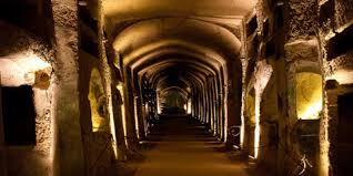 Le catacombe di san Gennaro e san Gaudioso chiudono il 2017 con oltre 100mila visitatori 