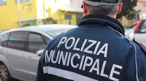 Furto in appartamento a Casoria: fermato dalla polizia municipale