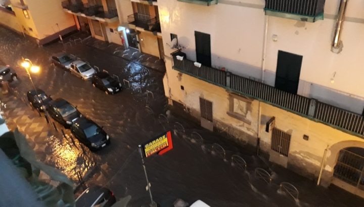 Bomba d’ acqua a Casoria: ieri sera la città allagata